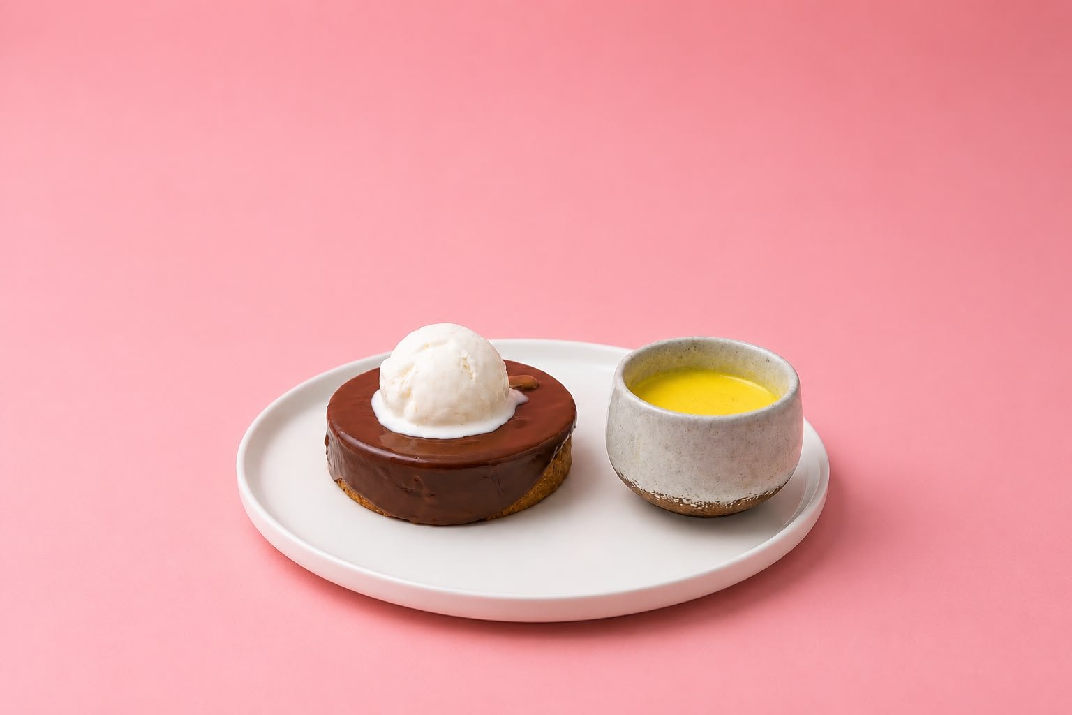 Cakes and seasonal desserts
